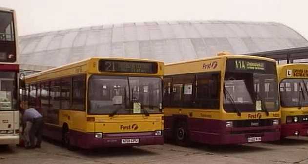 Thamesway Dennnis Dart SLF Plaxton Pointer 701 & Leyland Lynx 1420