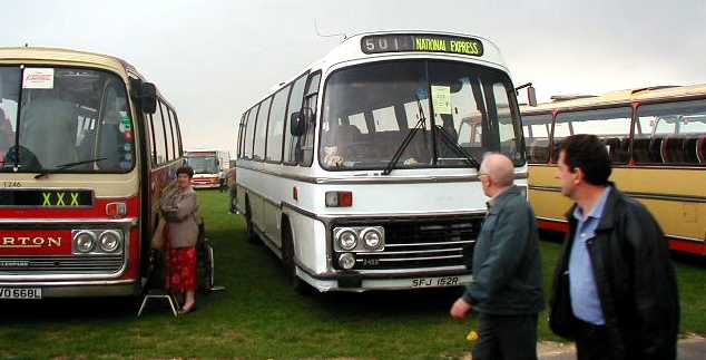 Royal Blue Leyland Leopard Plaxton Supreme 2452